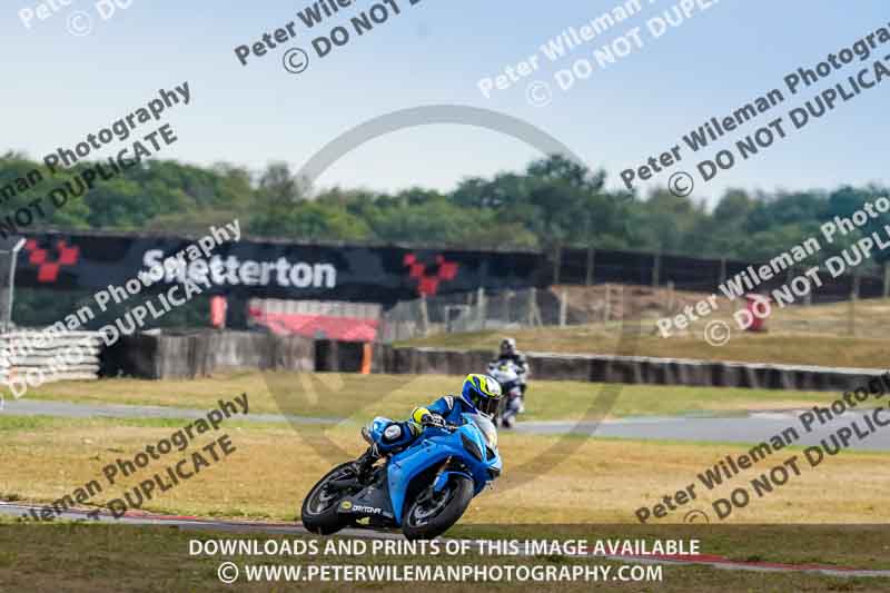 enduro digital images;event digital images;eventdigitalimages;no limits trackdays;peter wileman photography;racing digital images;snetterton;snetterton no limits trackday;snetterton photographs;snetterton trackday photographs;trackday digital images;trackday photos